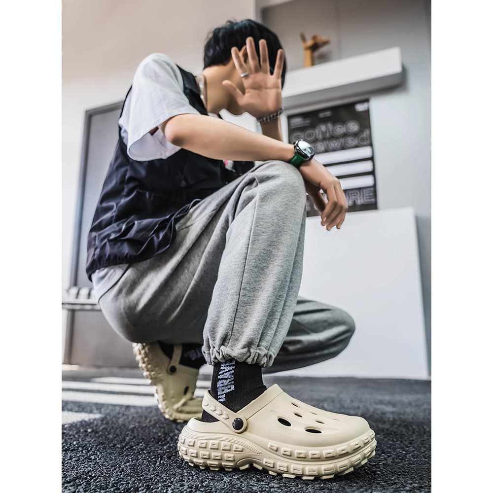 Sandálias chinelos masculinos sapatos de jardim verão de sola grossa Anti-deslizamento buraco sapatos na moda verão masc