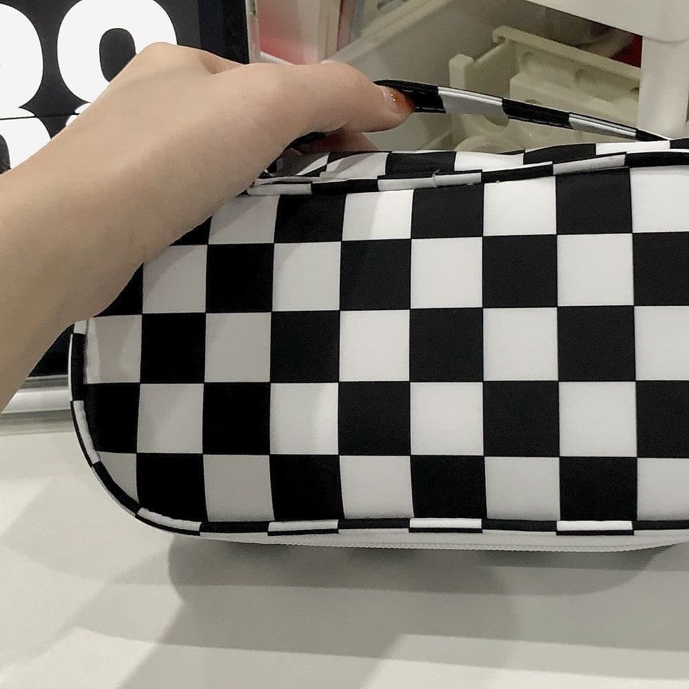 1Pc Estojo De Lápis Xadrez Preto E Branco , Caixa De Grande Capacidade Pequena Fresca , Bolsa De Armazenamento Portátil