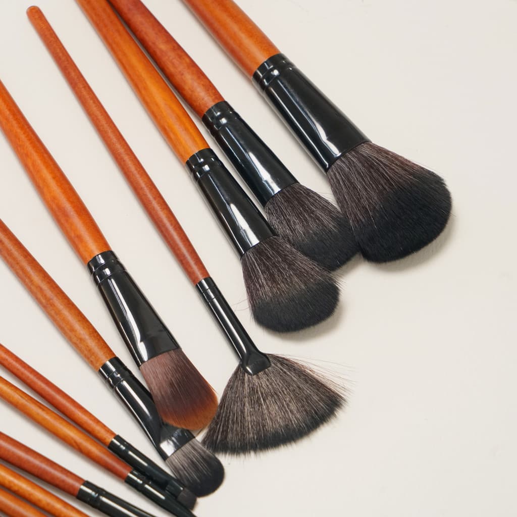 18 conjunto de pincéis de maquiagem prática de maquiagem pincel de sombra pincel de pó solto pincel de Blush Cangzhou pi