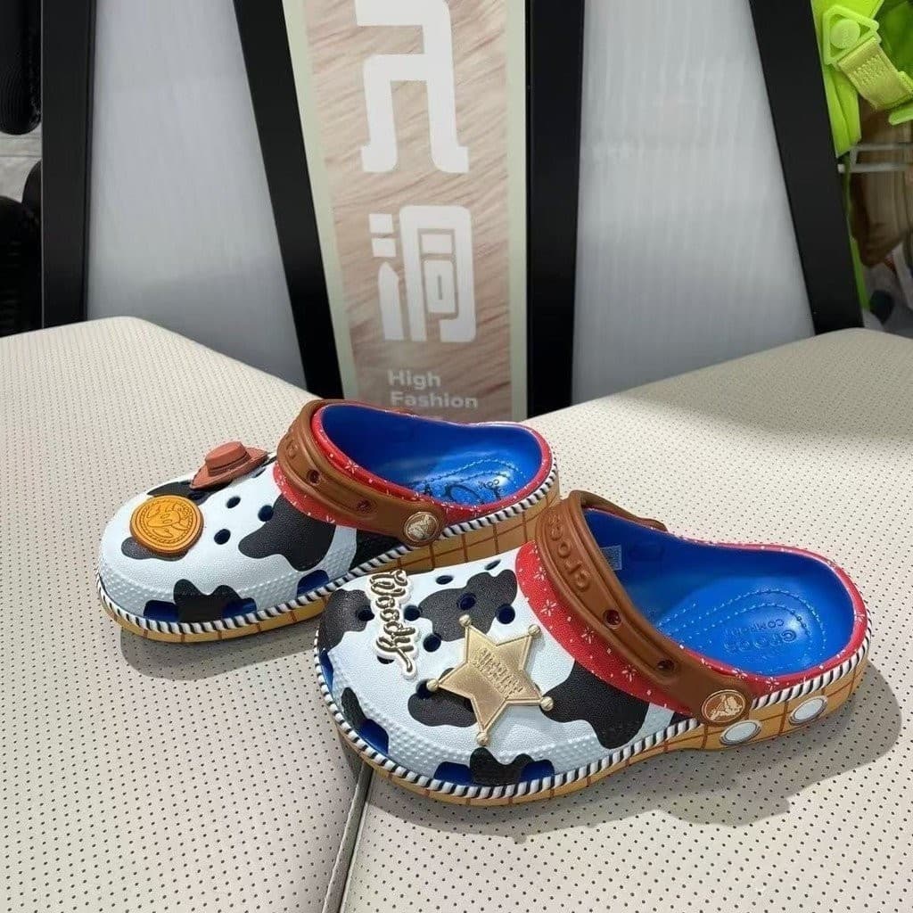 Sapatos de Praia Infantis Toy Story Woody com Sola Macia para Meninos e Meninas GPDD