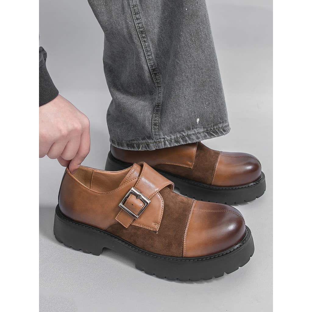 Moda Retro All-Match sapatos masculinos dedo do pé grande Derby sapatos de couro Formal luz de sola grossa aumentando sa