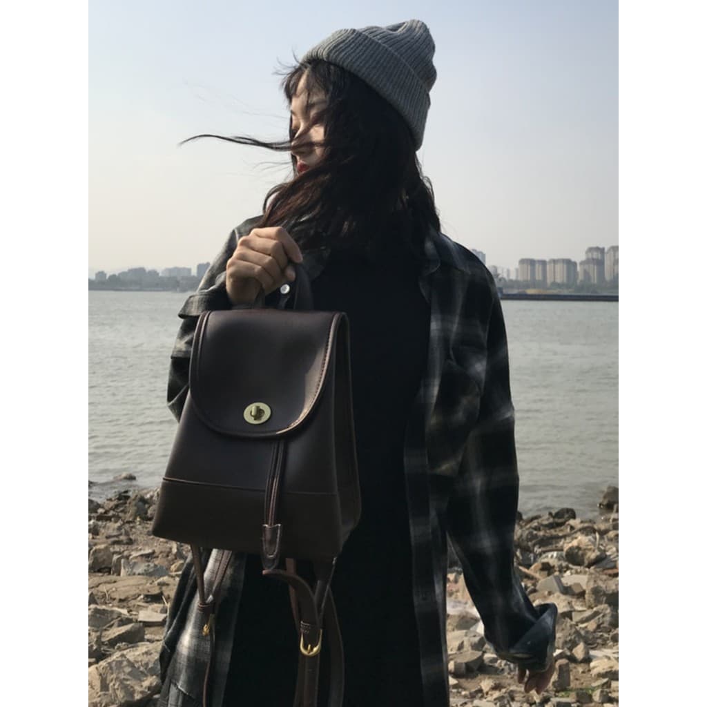 Mochila feminina 2018 novo estilo Retro pequena mochila moda Casual mochila feminina ins Super quente saco Medieval
