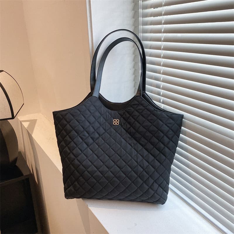 2024 novo estilo sacola feminina grande capacidade rígida pode conter 47cm Design de computador nicho bolsa de ombro Com