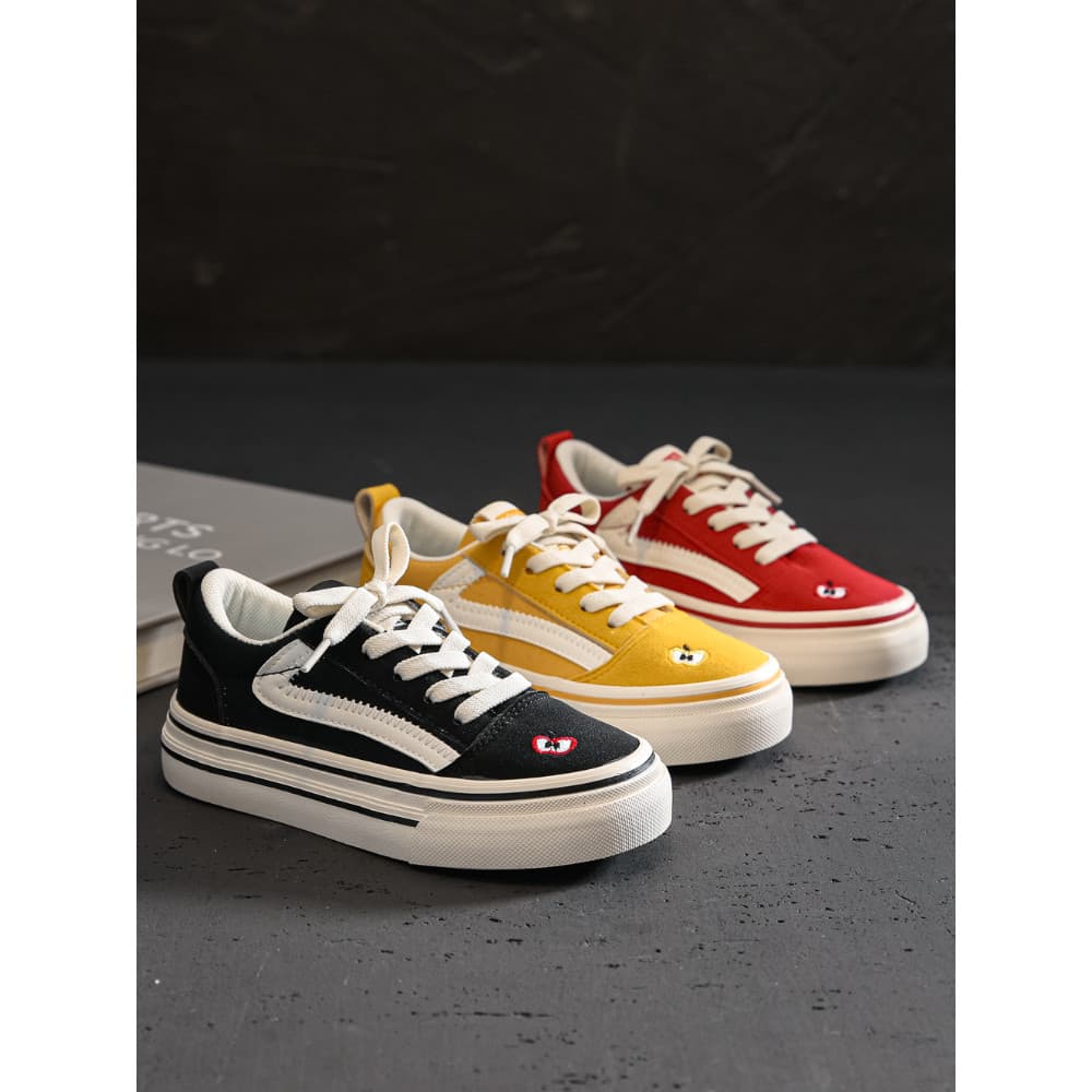 Novas crianças chinesas sapatos de lona meninas 2026 primavera outono novo estilo meninos tênis moda leve jardim de infâ