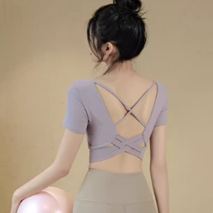 2024 verão novo estilo Yoga Wear esportes topo feminino bela volta de manga curta camiseta correndo temperamento moda Fi