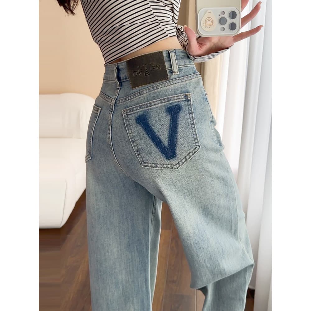 Verão fino estreito Jeans reto feminino 2025 novo estilo Popular deste ano calças pequenas de perna larga