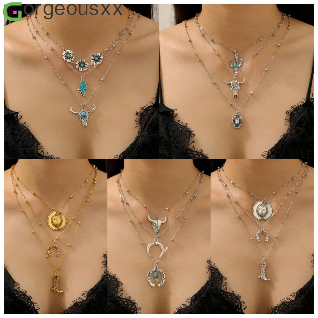 Um colar deslumbrante com um pingente de cacto feito de couro turquesa, um acessório de estilo vintage para mulheres.