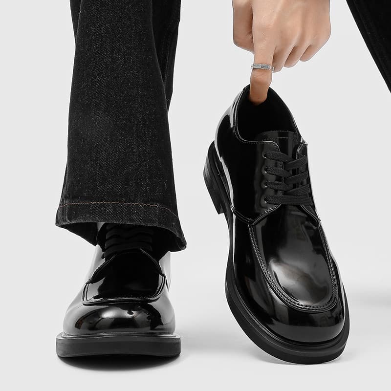2026 Sapatos Derby Masculinos Derby Sapatos Japoneses Feitos À Mão Casual Commuter Couro Brilhante Invisível Aumentando