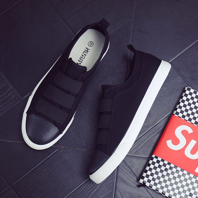 Primavera outono versão coreana sapatos de lona sapatos masculinos de cano baixo pequenos sapatos pretos deslizamento em