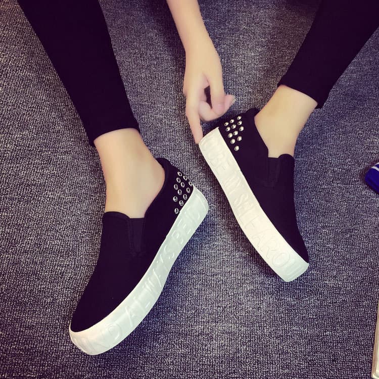Primavera sapatos brancos sapatos de lona femininos All-Match sapatos de pano plano preto branco deslizamento-em