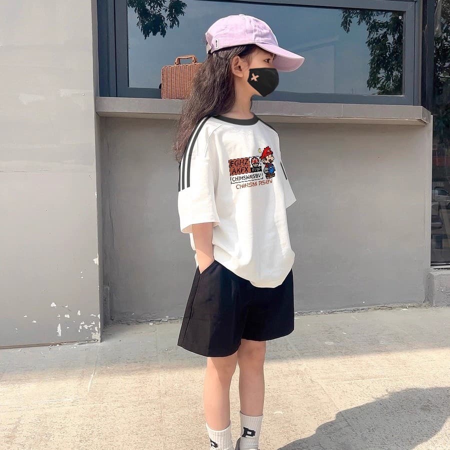 Meninas camiseta de manga curta 2025 novo estilo verão grandes crianças dos desenhos animados solto meia manga camiseta