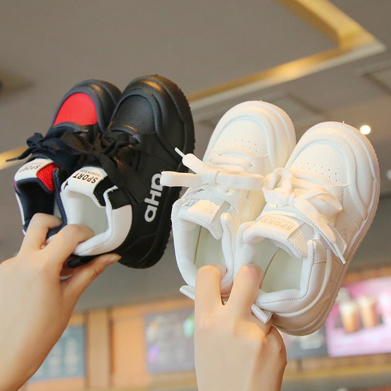 4 sapatos infantis femininos meninos 2026 primavera novo estilo 6 bebê 3 meninos brancos tênis meninas sapatos brancos c