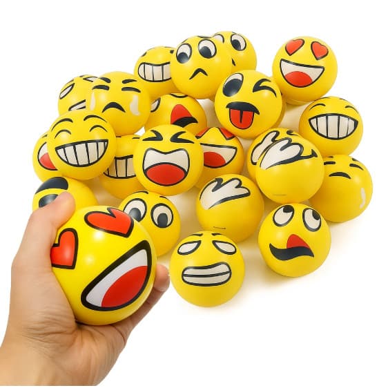 Kit 3 Bolinhas Emoji Anti Stress Ideal para Ansiedade Relaxamento e Exercícios Manuais