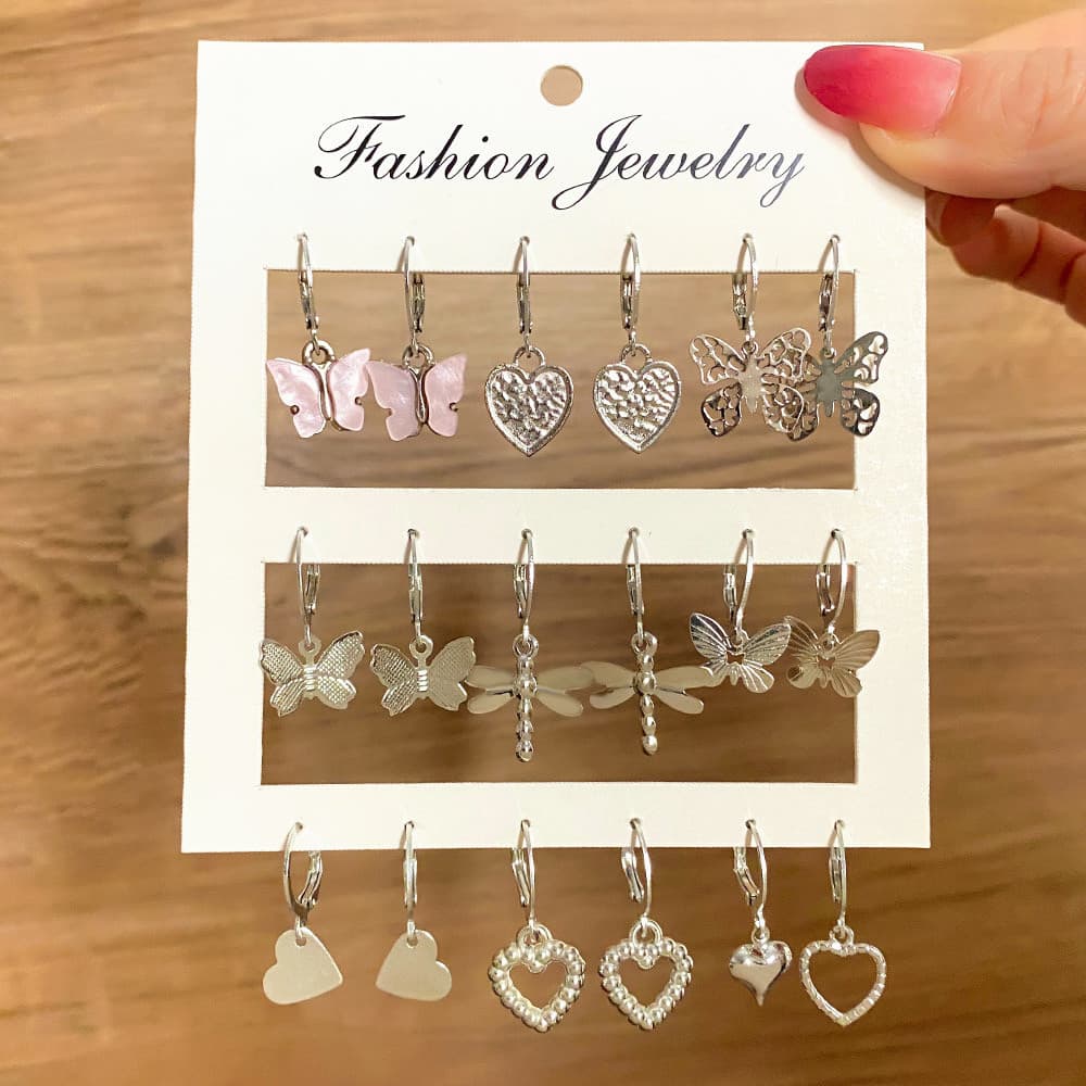 Conjunto de brincos pequenos em forma de coração e borboleta, elegante, adequado para casamentos e presentes mulheres