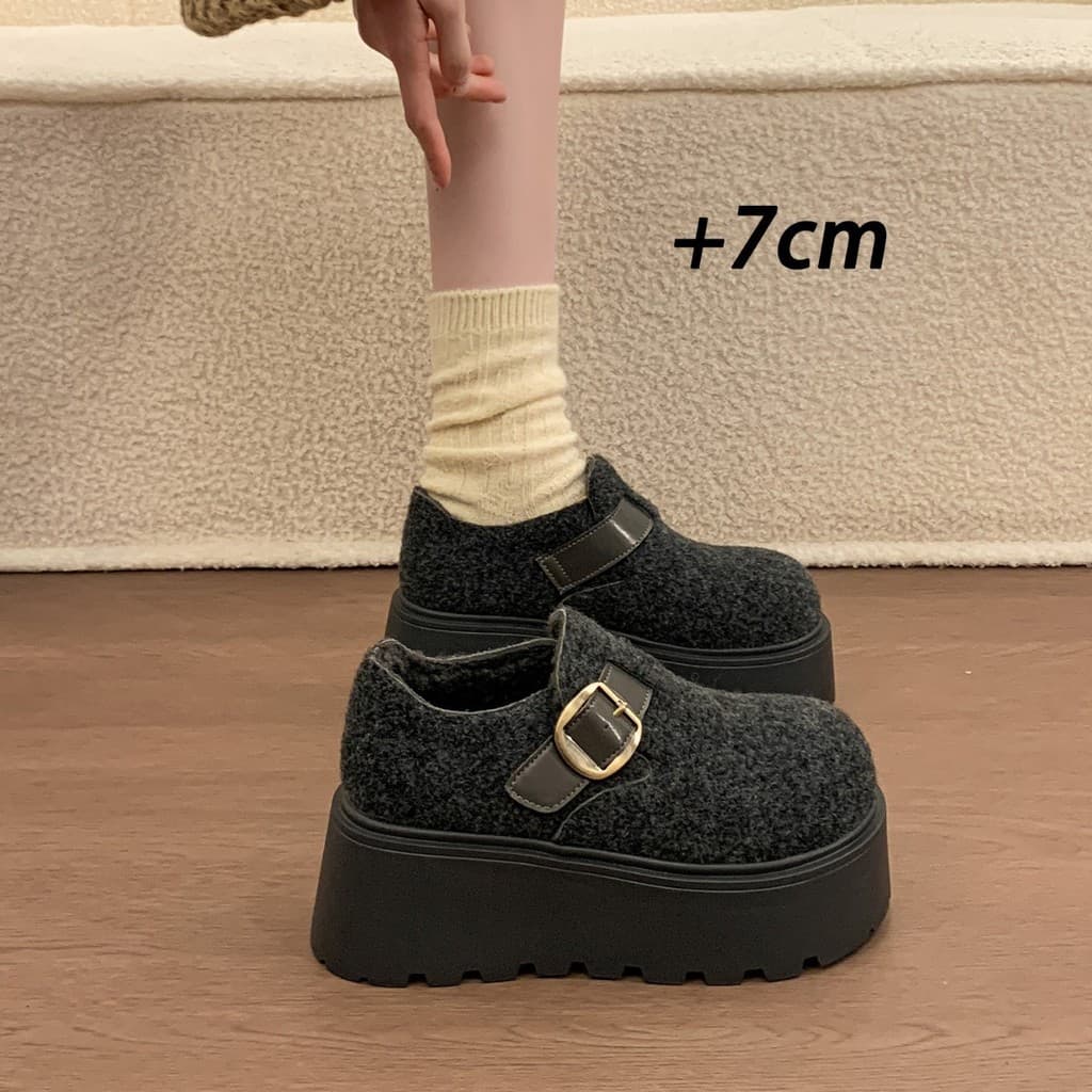 Novas botas de neve grossas de lã com apoios para os pés, sapatos de pelúcia que aumentam a altura, sapatos quentes de i