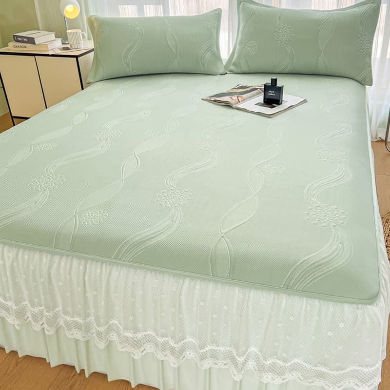 2026 Novo estilo Cool Ice Silk Cool Mat Conjunto de três peças Saia de cama Estilo Tapete de ar condicionado de verão Ta