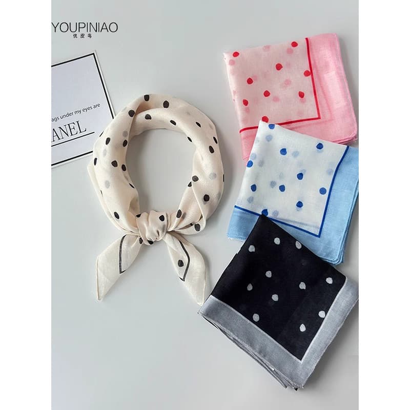 Versão coreana primavera verão pele-amigável macio pescoço proteção pequeno lenço quadrado Polka Dot lenço versão corean