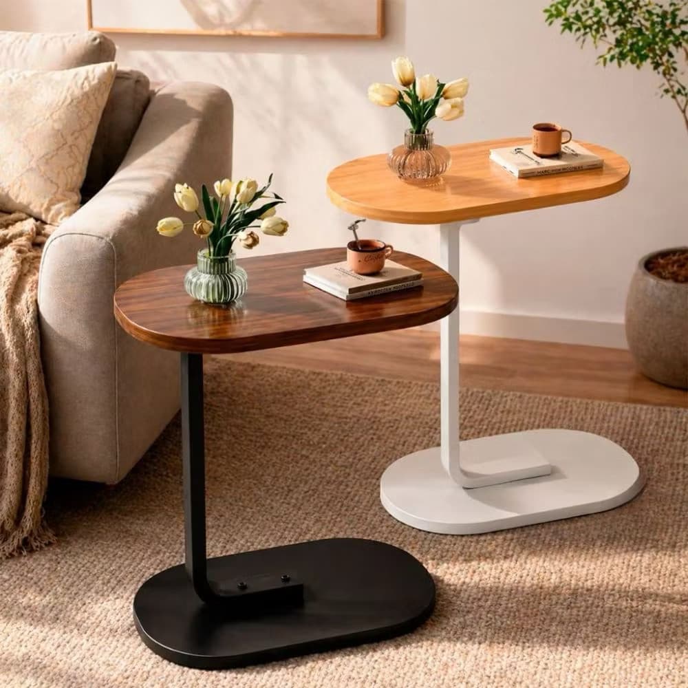 Mesa lateral para sofá, mesa de cabeceira, escrivaninha com tampo de madeira e pés de metal; resistente e prática.