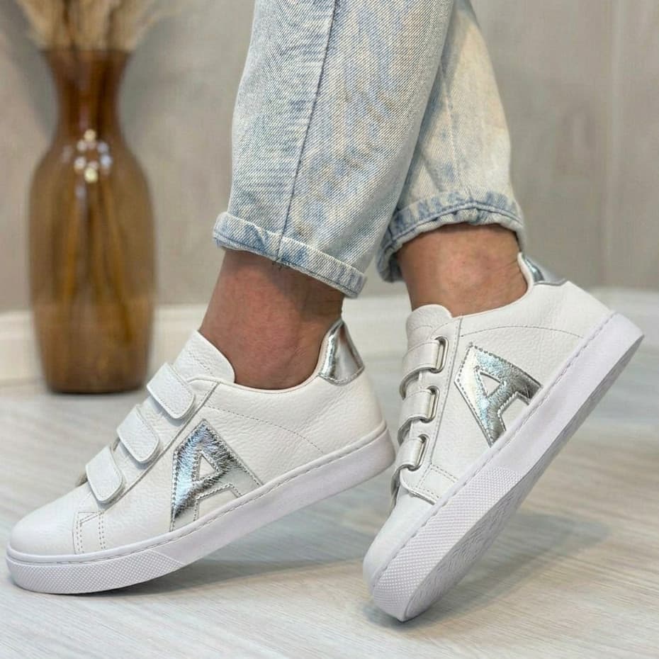 Tenis Sneaker Urban Feminino com Velcro - Estilo e Praticidade