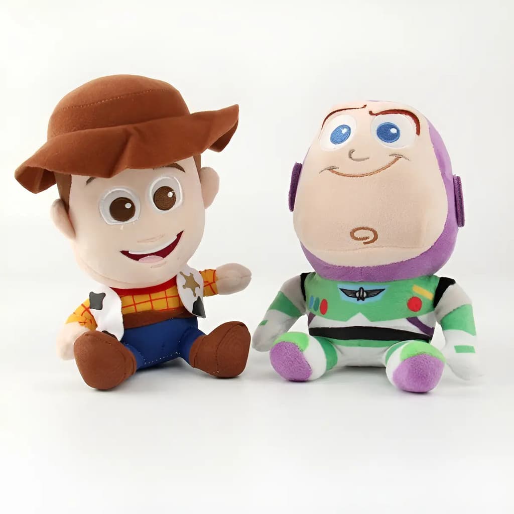 Kit Pelúcia Toy Story 2 Unidades Woody Buzz e Jessie Disney