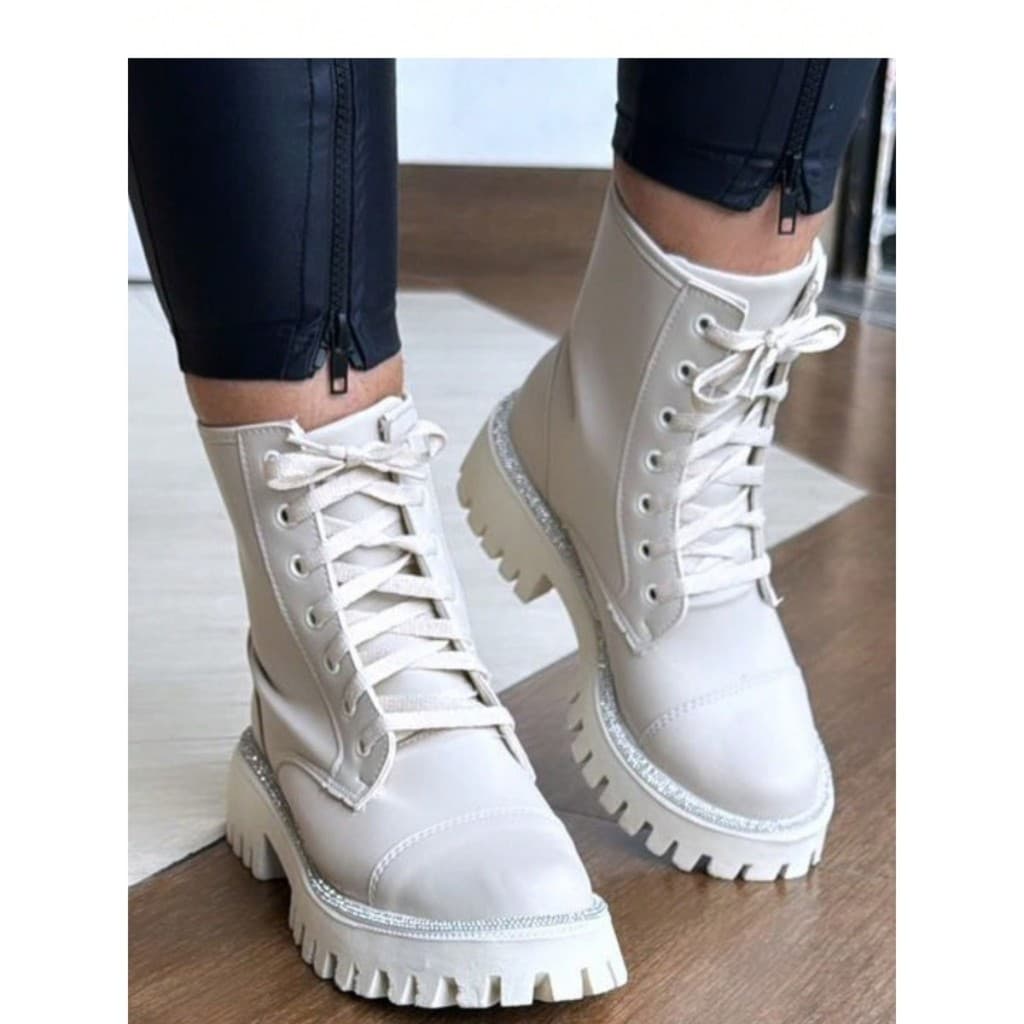 Bota Coturno Feminina Sola Tratorada Com Strass Moderna
