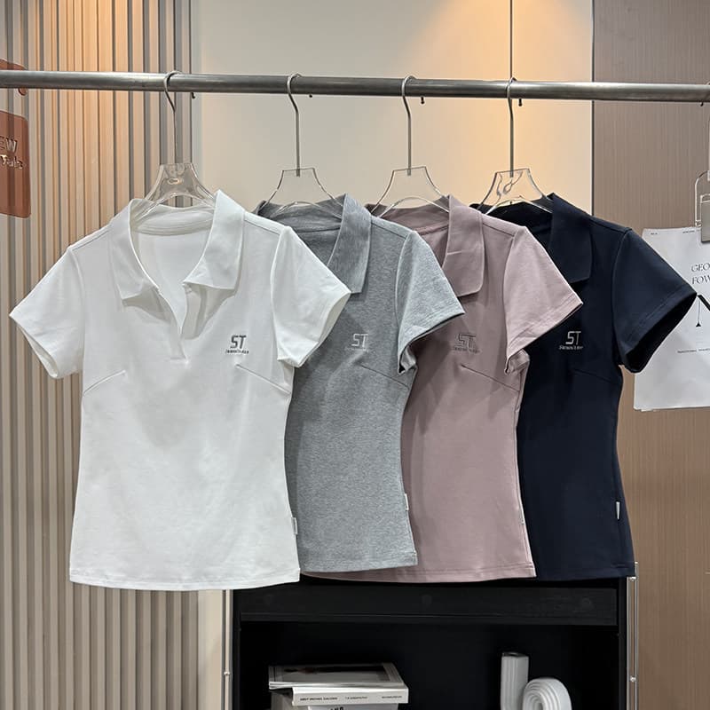 Grande pedido de fábrica!2026 verão novo produto fino-ajuste mais magro olhar bordado com decote em V camisa polo de omb