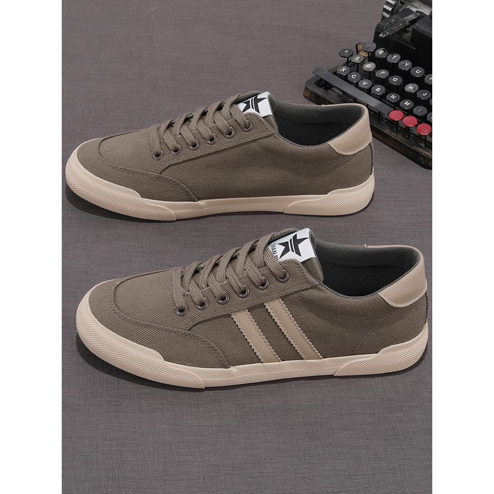 Sapatos de lona masculinos primavera outono novo estilo rendas de cano baixo respirável sola macia leve tênis casuais ma