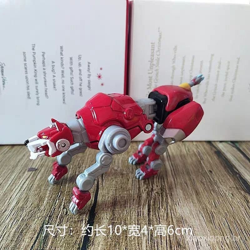 Nova figura solta PLAYMATES Color Star Voltron, figura combinada e móvel, Beast King Vermelho, Amarelo, Azul, Leão Preto