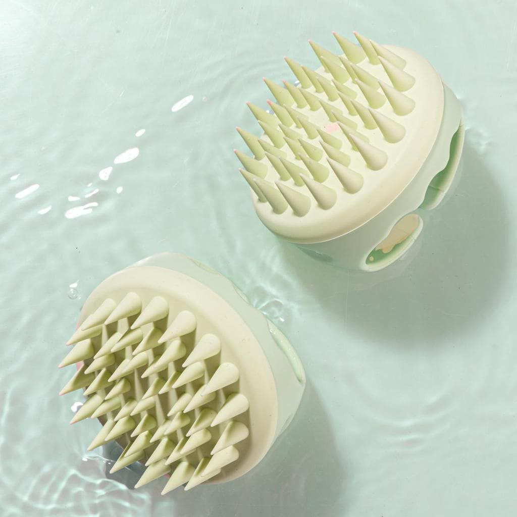 Massageador de couro cabeludo com óleo capilar NatureSpell - Massageador suave, promove o crescimento saudável do couro
