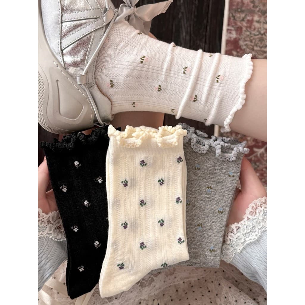 Doce estilo fungo rendas pequeno Floral meados de tubo meias femininas primavera verão pilha meias estilo japonês desoss