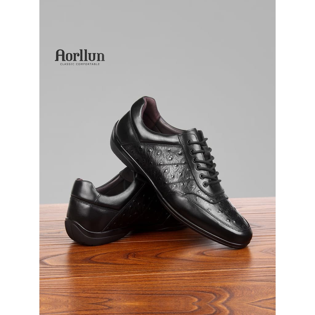 Sapatos masculinos com padrão de avestruz 2024 outono novo estilo High-End sapatos de couro feitos à mão couro genuíno c
