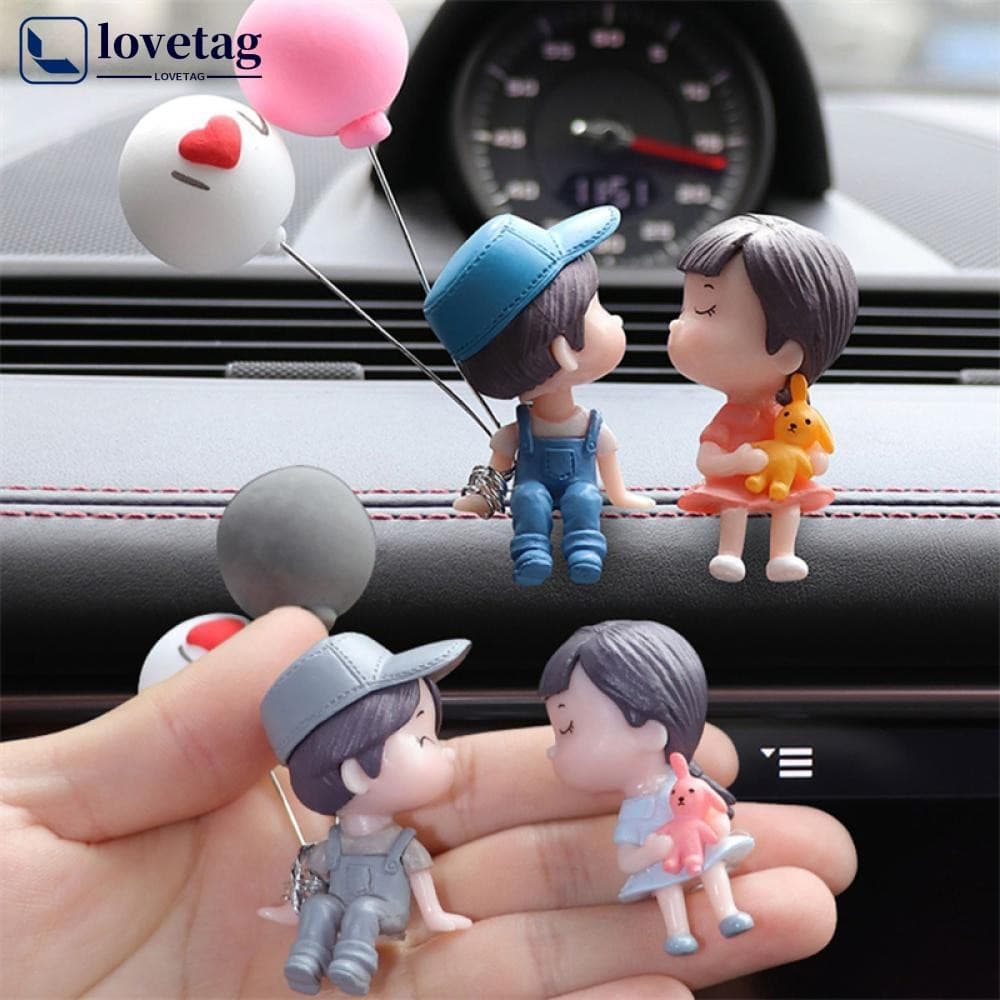 LOVETAG Desenhos Animados Casais Estatuetas De Ação Decoração Interior Do Carro Ornamentos Anime Auto Console Central Pa