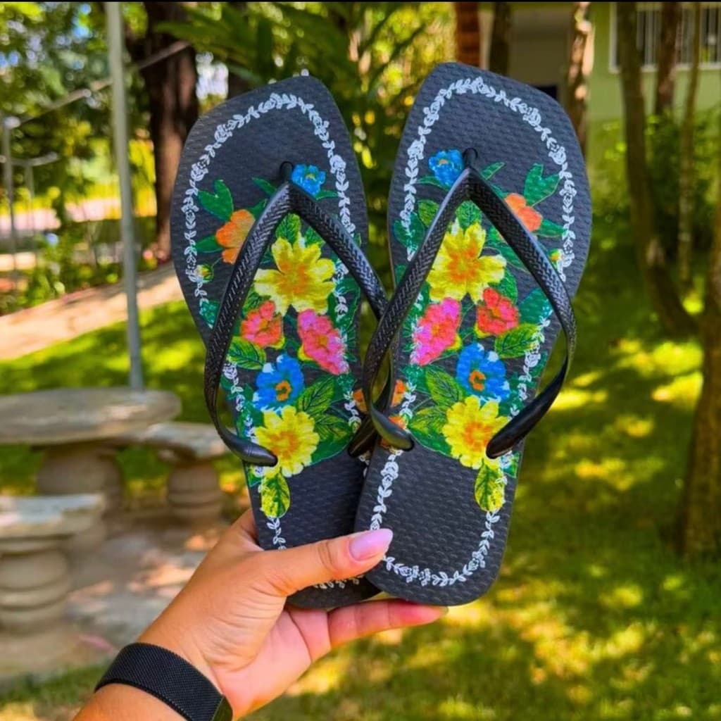 Chinelo Feminino Quadrado Colorido – Tendência Fashion para o Dia a Dia