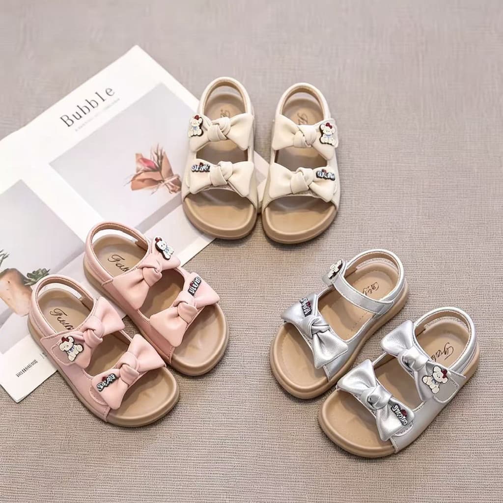 Meninas sandálias verão 2026 novo estilo sapatos infantis moda meninas estilo princesa exterior usar bebê dedo do pé abe