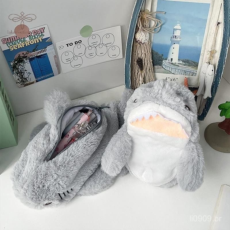 Lu 1PC Bonito Tubarão De Pelúcia Lápis Caso Estudante Papelaria Material Escolar Kawaii Boneca De Volta Às Aulas Saco De