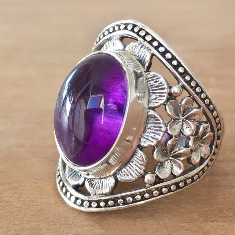 Anel vintage feminino para festas, feito de metal, esculpido à mão, com padrão floral vazado, incrustado com ametista LP