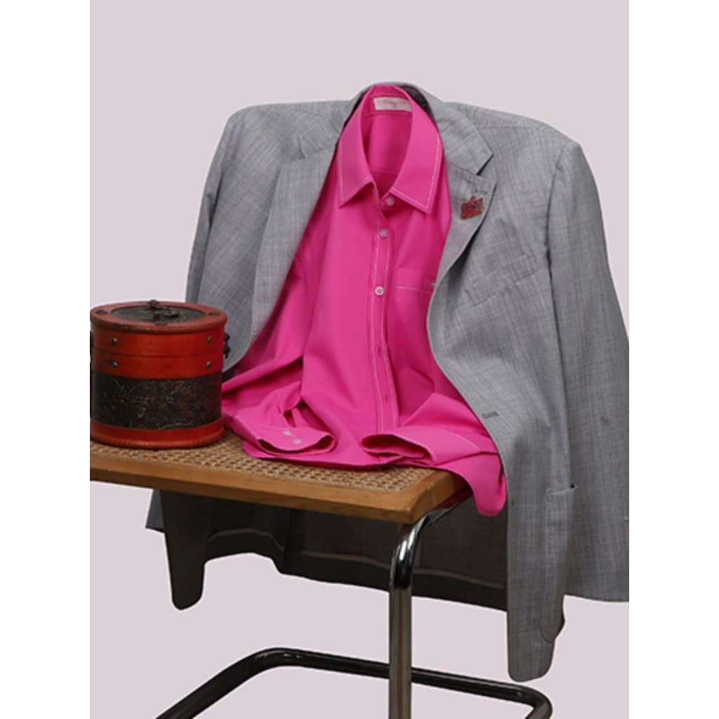 Camisa feminina camisa vermelha outono inverno jogo interno 2026 verão novo estilo pequeno High-End luz luxo de manga co