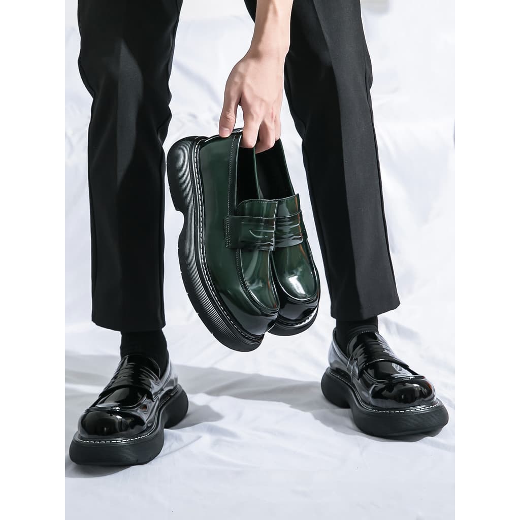 Mocassins pretos confortáveis masculinos, sola grossa, cabeça grande, pessoas preguiçosas, tendência britânica de uma et