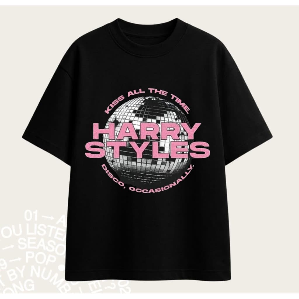 Camiseta Masculina Feminina Harry Styles Disco Globo Rosa Álbum Kiss All The Time T-shirt Preta Unissex Pop Envio Imedia