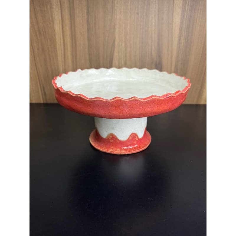 Boleira em Cerâmica Artesanal  Borda Alta Ondulada 25cm