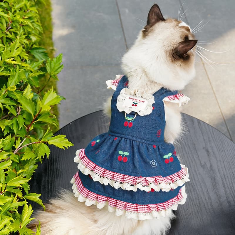 Cão de estimação roupas gato primavera verão saia jeans cereja casal cinta cão saia Teddy Bichon Outing roupas