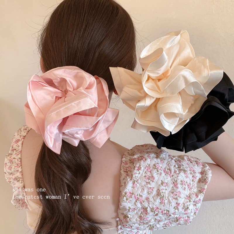 Super macio cetim nuvem Scrunchy anel de cabelo feminino High-End sentir plissado flor Bud corda de cabelo baixa saturaç