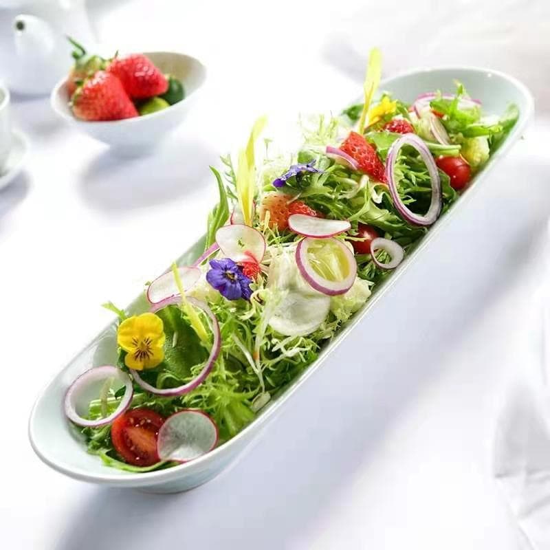 Hotel churrasco misturado legumes longo tira em forma de salada legumes agitação fria criativa retangular concepção artí