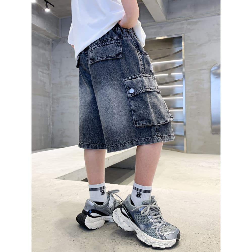 Roupas infantis soltas macacões casuais Shorts jeans 2026 novo estilo verão médio grande crianças meninos estilo coreano