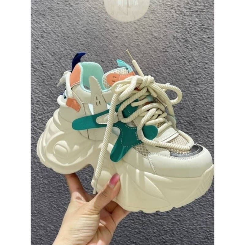 Plataforma papai sapatos femininos malha oca respirável 2025 verão novo estilo de sola grossa leve Super quente sapatos