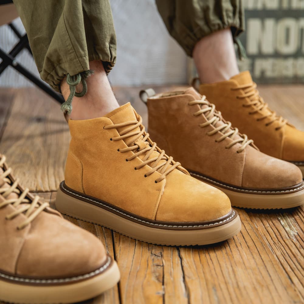Sapatos masculinos de couro de cano médio, estilo britânico, sola grossa, botas gerais planas de couro genuíno, botas cu