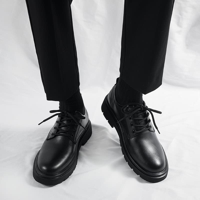 Sapatos de couro masculino estilo 2025 novo estilo de negócios Formal Wear estilo britânico sapatos casuais masculinos p
