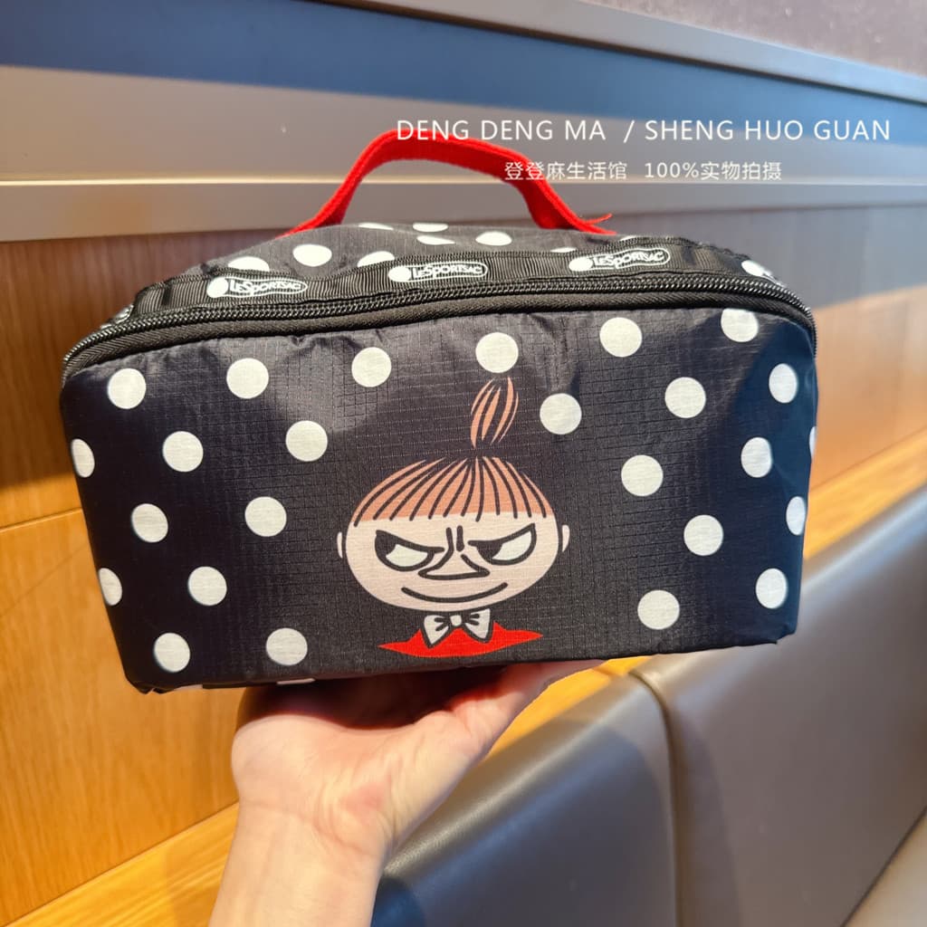 Japonês Moomin Cartoon Bolsa de cosméticos leve Bolsa portátil à prova d'água Bolsa de desenho animado Bolsa de higiene