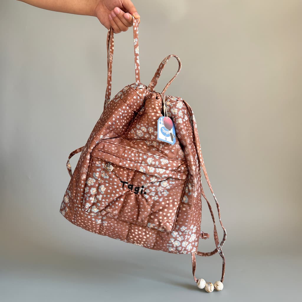 Relaxamento da senhora de Xangai!Mochila com cordão de grande capacidade cheia de algodão espessado fofo com contas de a