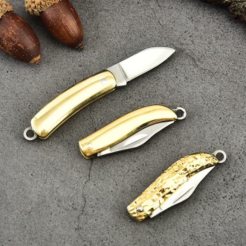 Multifuncional Mini faca chaveiro ferramenta dobrável faca de bronze portátil demolição expressa ferramenta útil portáti